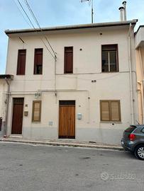 Ampio appartamento Prizzi