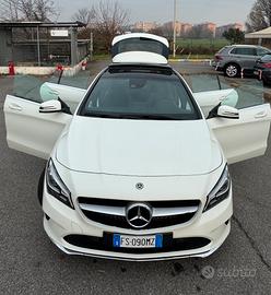 Mercedes  CLA
