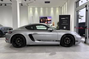 PORSCHE - 718 CAYMAN STYLE EDITION