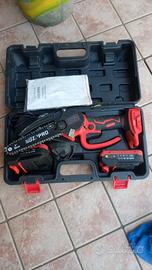Motosega a batteria 