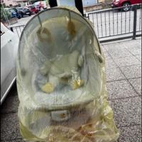 Sdraietta neonati con vibrazione e suoni