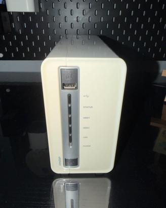 NAS QNAP TS-212P HDD 2 x 1TB