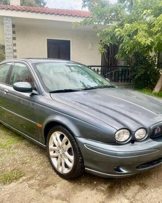 JAGUAR X TAYP 2.5 BENZINA GPL PERFETTA