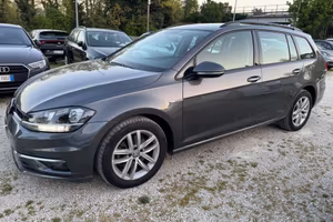 Volkswagen Golf Variant 1.5 TGI 130Cv DSG Business