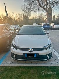 VOLKSWAGEN POLO Life 80cv