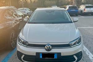 VOLKSWAGEN POLO Life 80cv