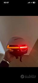 Casco con led bici