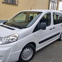 Furgone fiat scudo 6 posti più disabile