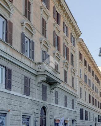 4 LOCALI A ROMA