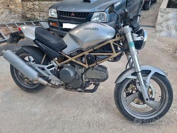 Ducati Monster 600 – Anno 2000