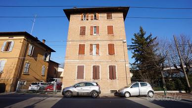 3 LOCALI A MODENA