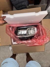 faro full led più paraurti centrale Scania