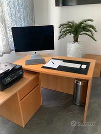 SCRIVANIA E SEDIA DA UFFICIO