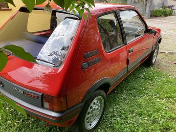 Peugeot 205 look gti 950 cc