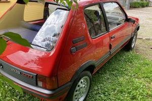 Peugeot 205 look gti 950 cc