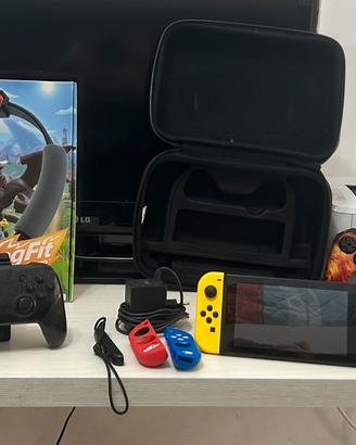 Nintendo Switch - Fortnite Edition - kit+13 giochi