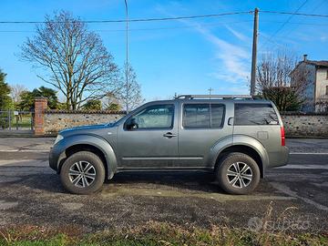 Nissan Pathfinder R51