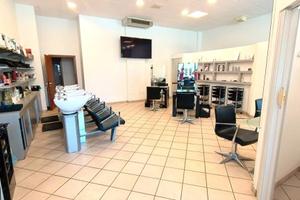 Attività / Licenza di 70 m² con 1 locale a Pesaro