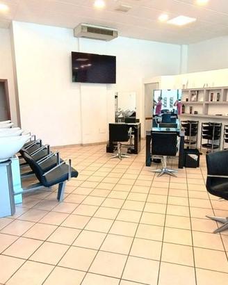Attività / Licenza di 70 m² con 1 locale a Pesaro