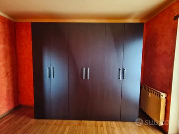 ARMADIO 6 ANTE CON CASSETTIERA INTERNA