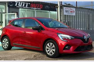 RENAULT Clio dCi 8V 90CV 5p. Moschino Life