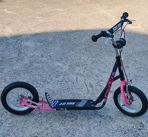 monopattino per ragazzi 