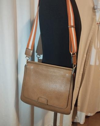 Borsa a tracolla busta Gianni Chiarini vera pelle