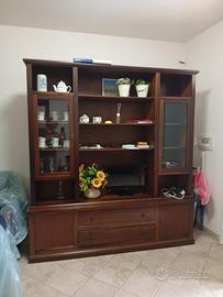 Parete attrezzata classica in legno