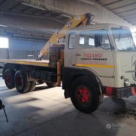 Fiat  682  ricambi o intero