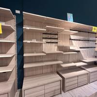 Arredo negozio modulare