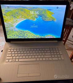 Notebook HP 17 pollici, Intel I5 SSD 512Gb