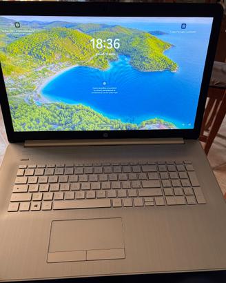 Notebook HP 17 pollici, Intel I5 SSD 512Gb
