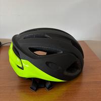 Casco Oakley ARO3 MIPS