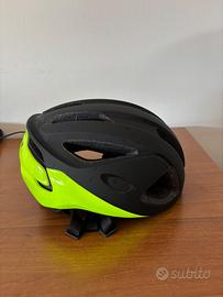 Casco Oakley ARO3 MIPS