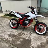 Yamaha wr 125x 2016 red