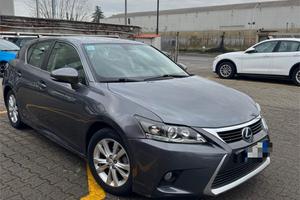 Lexus CT 200h Hybrid