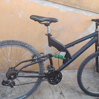 MTB nera ruota 26"