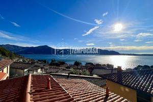 SOLUZIONE INDIPENDENTE CON VISTA LAGO