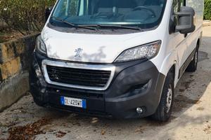 Furgone Peugeot boxer 2023 come Nuovo