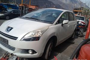 PEUGEOT 5008 1.6 TD 2011 9HR  PER RICAMBI