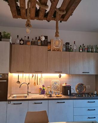 Cucina completa di elettrodomestici 