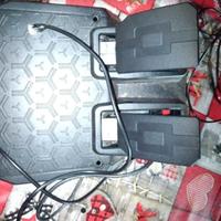 Manubrio Thrust master per PlayStation 4 e 5