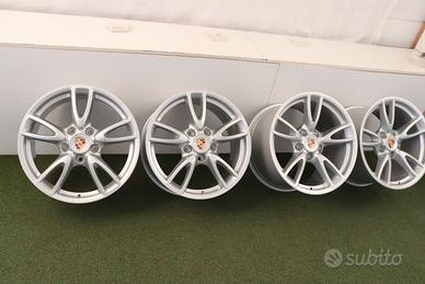 Cerchi in lega Porsche 991 996 Carrera 4 4S 18