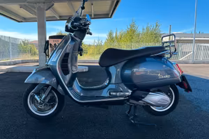 PIAGGIO VESPA GTS 300 HPE TOURING