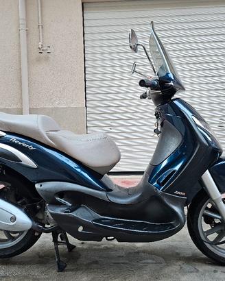 Beverly 250 ie