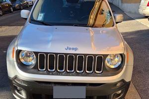 Jeep Renegade all'allestimento Longitudine