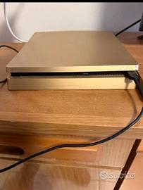 PlayStation 4 Gold Edition