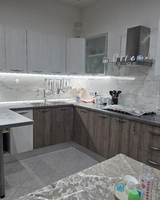 Cucina Angolare vero legno