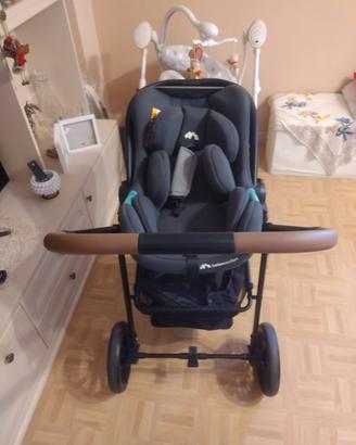Cesta/ passeggino e seggiolino bebè confort 