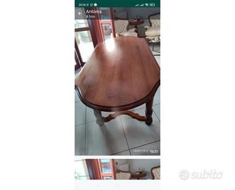 Tavolo vintage in noce massello